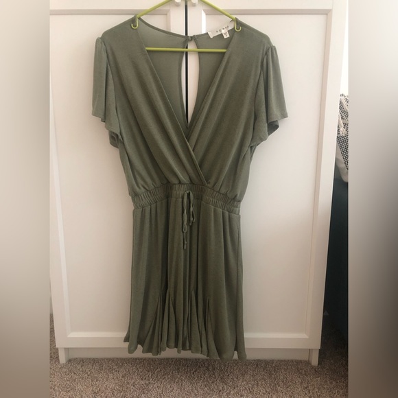 ROW A | Flutter Sleeve Mini Godet Dress Light Olive Green Size S - Picture 2 of 6
